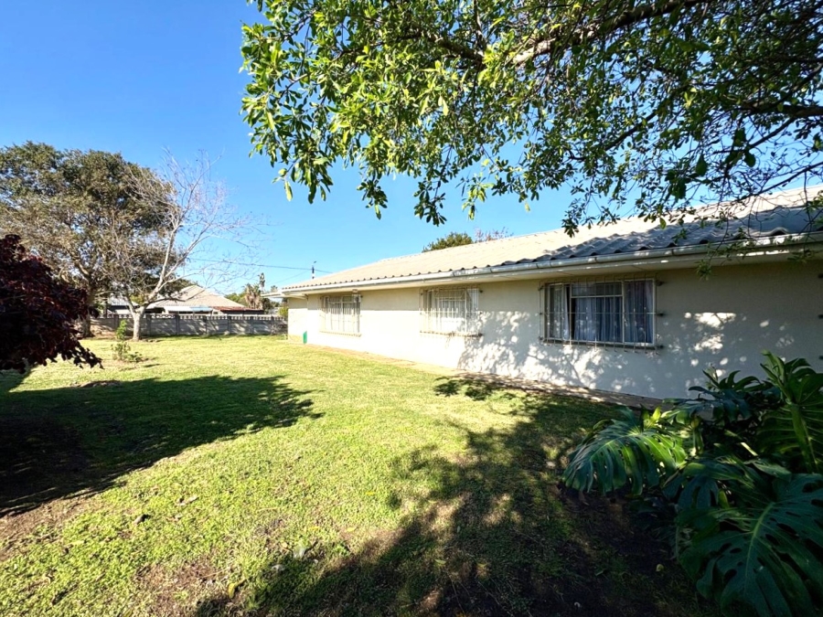 4 Bedroom Property for Sale in Gonubie Eastern Cape